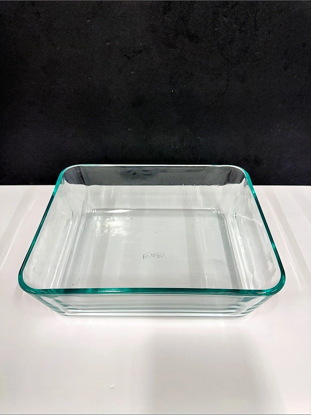 Pyrex 7212 11-Cup Rectangular Glass Baking and Storage Dish 7212 Clear Glass